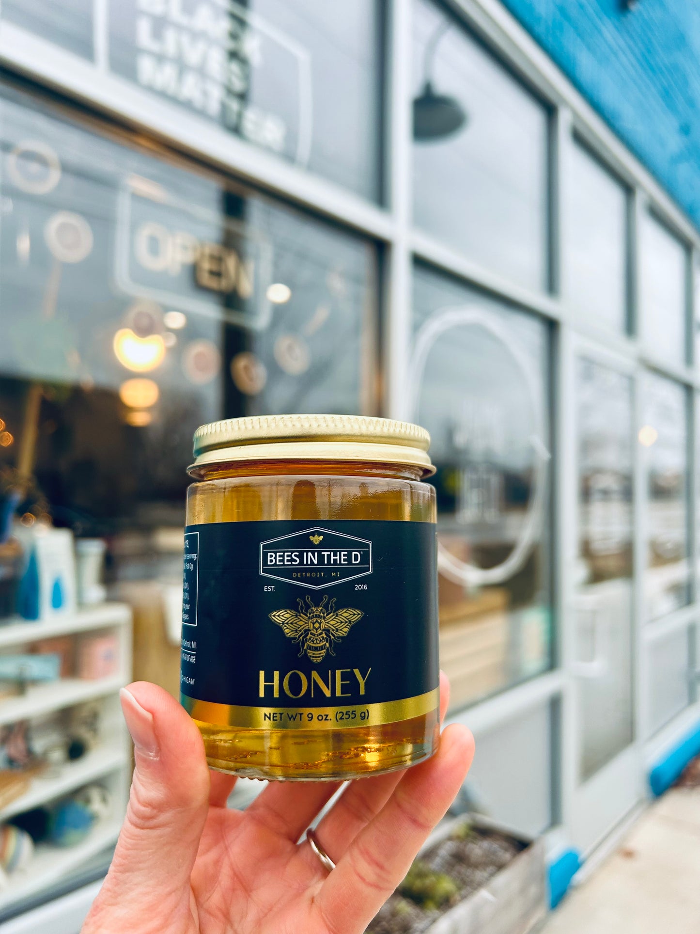 Honey Jars from Bees in the D